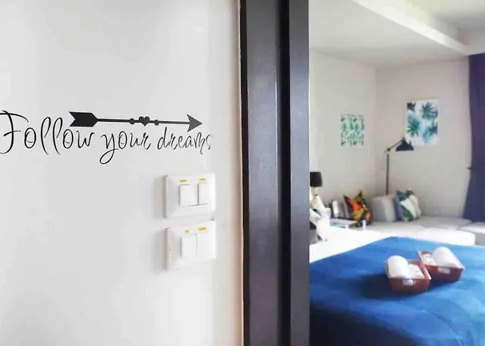 Stylish 1 Bedroom, Pool,bts Asok, Sukhumvit Appartement